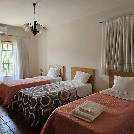 Country house Poco Do Barro Lodoes