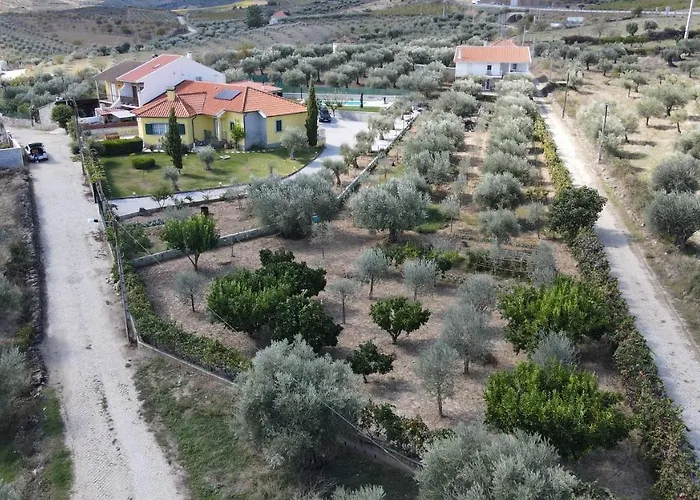 Летний дом Poco Do Barro