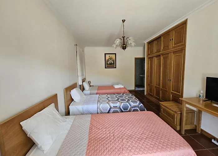 Poco Do Barro Lodões